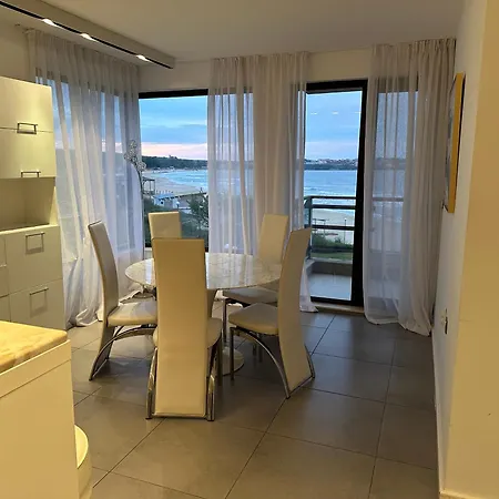 Gitea Sand Lilies Apartment Sozopol