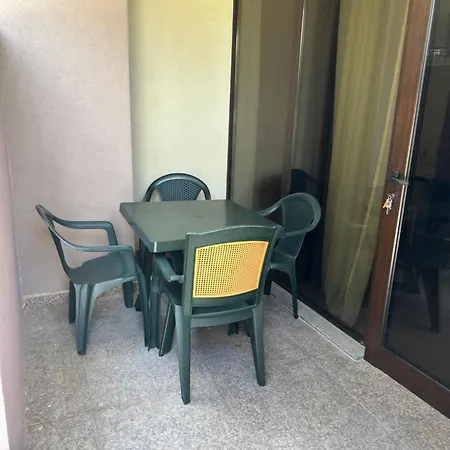 דירה Gitea Lilies