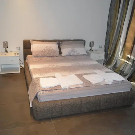 Gitea Sand Lilies * Sozopol